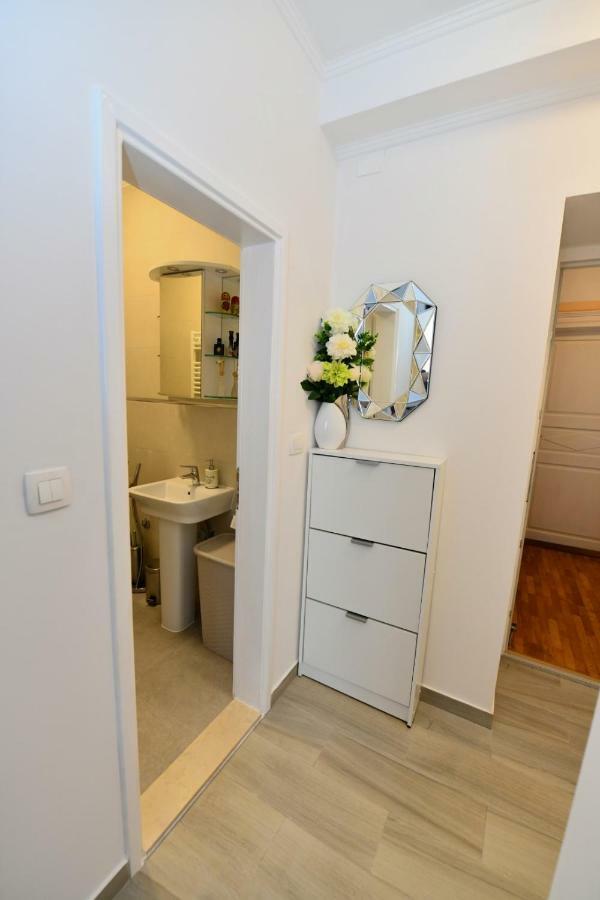 Apartment Cecilija Sinj Exterior foto